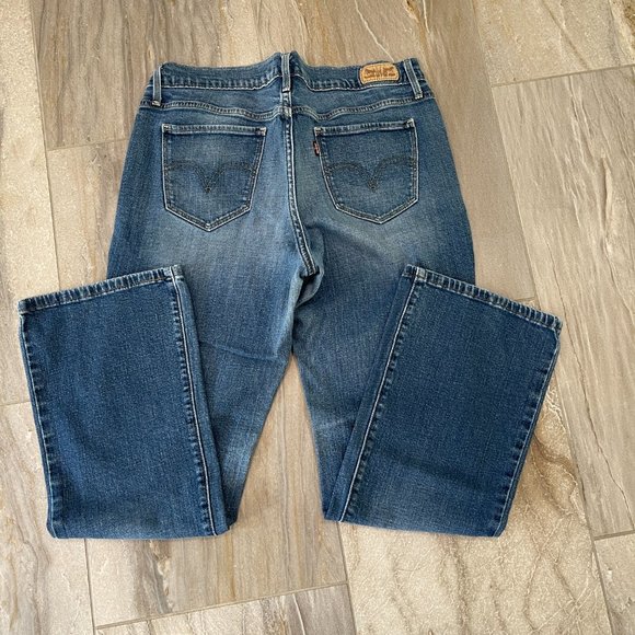 Women's Levis Jeans 515 bootcut size 10. - Picture 4 of 11